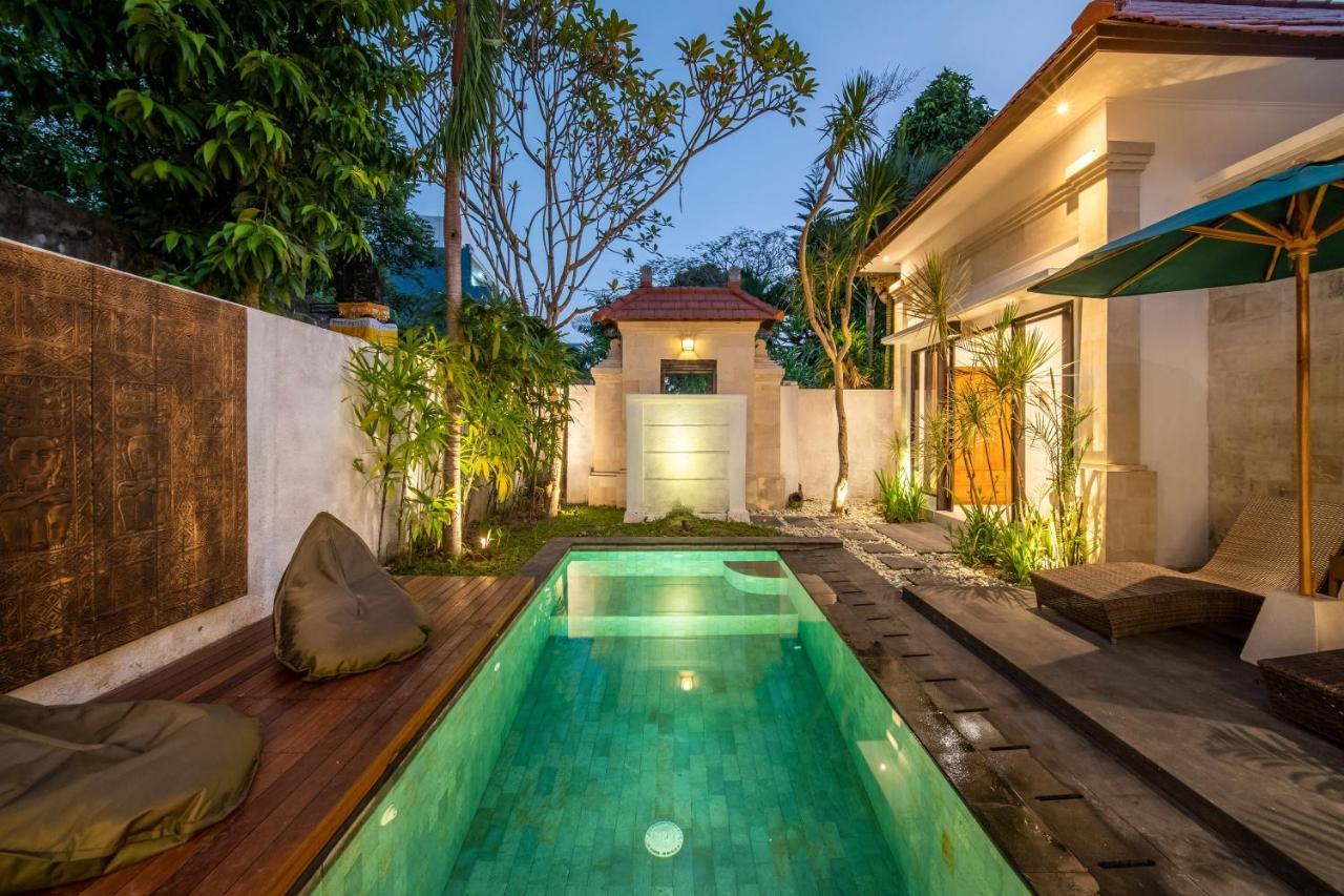 Villa Banua Seminyak Exterior photo