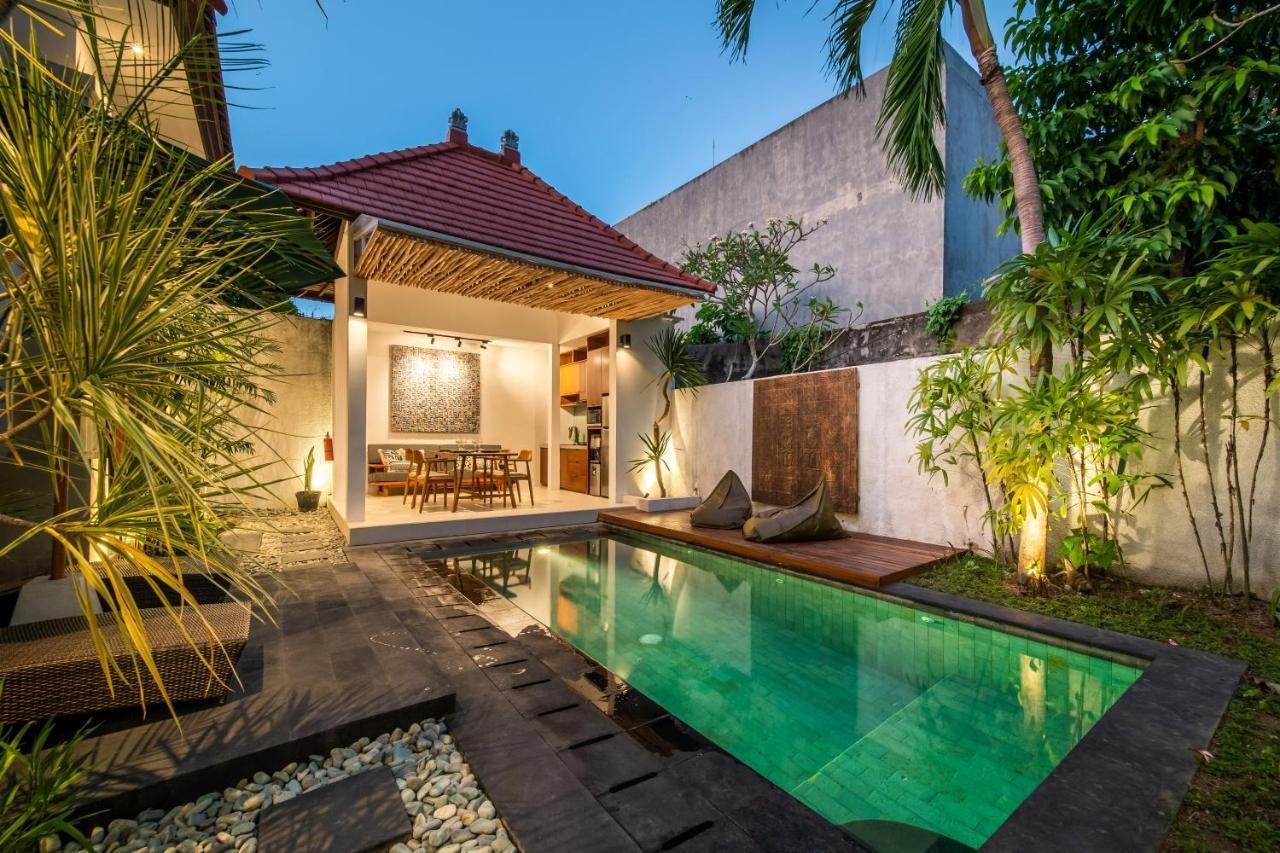 Villa Banua Seminyak Exterior photo