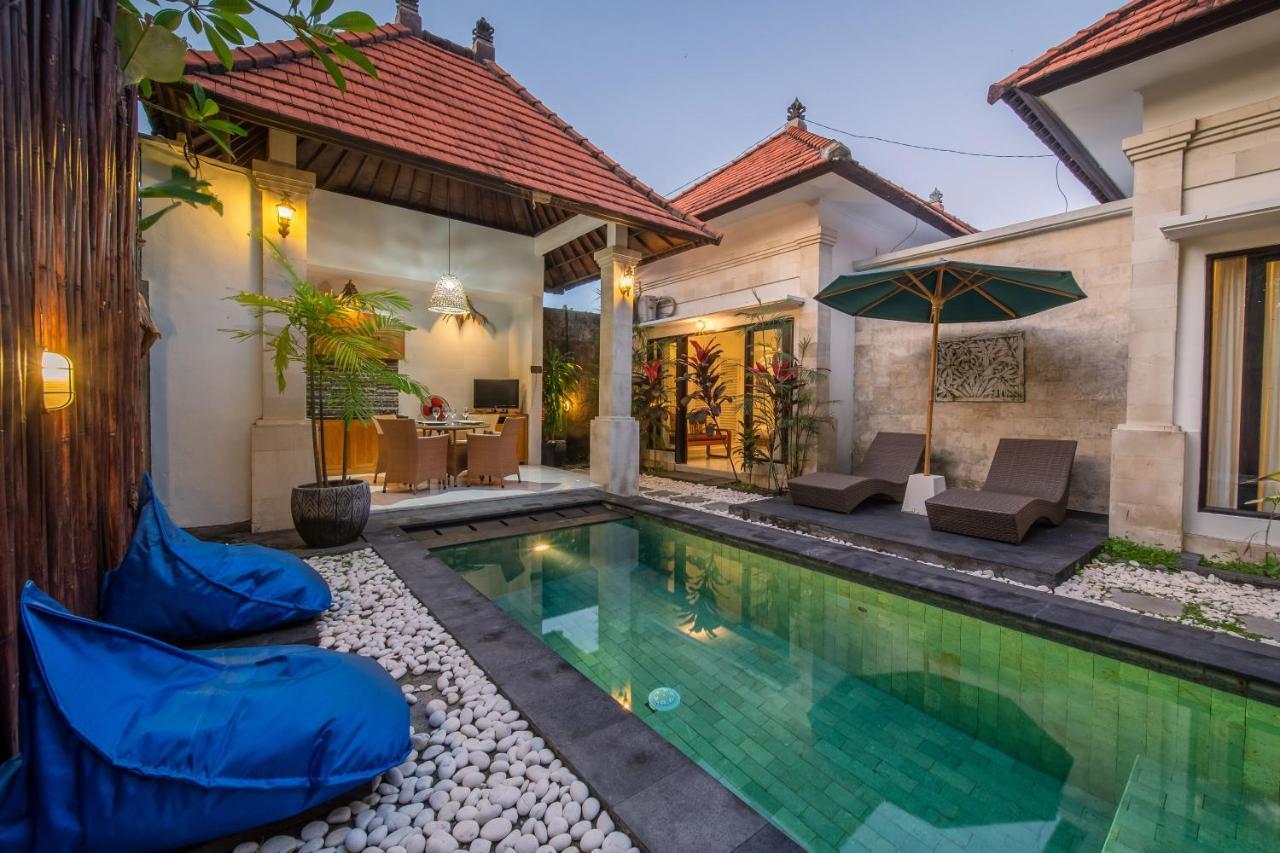Villa Banua Seminyak Exterior photo
